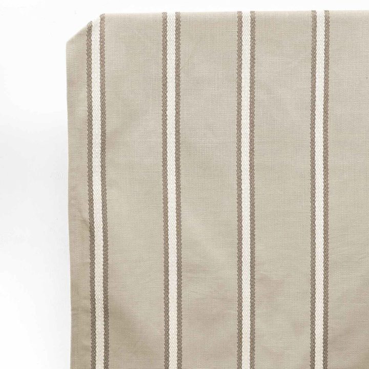 &#8216;Country Charm&#8217; Made-to-Order Window Roman Blinds (Gray/ White)