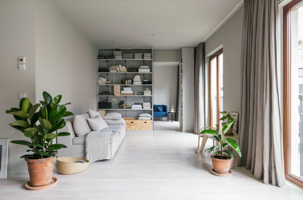Large Minimalist Living Room