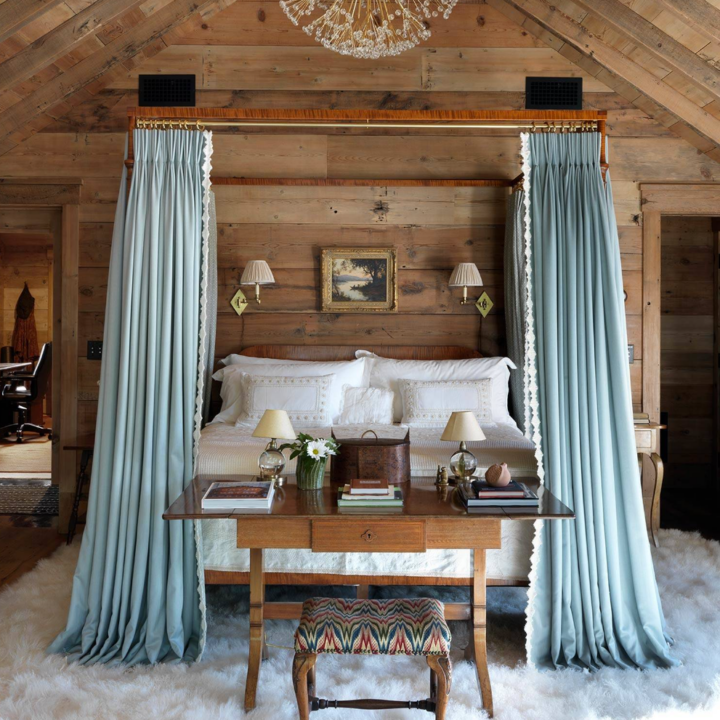 Top 35 Canopy Bed Curtains: Ideas, Tips &amp; Images for Bedrooms