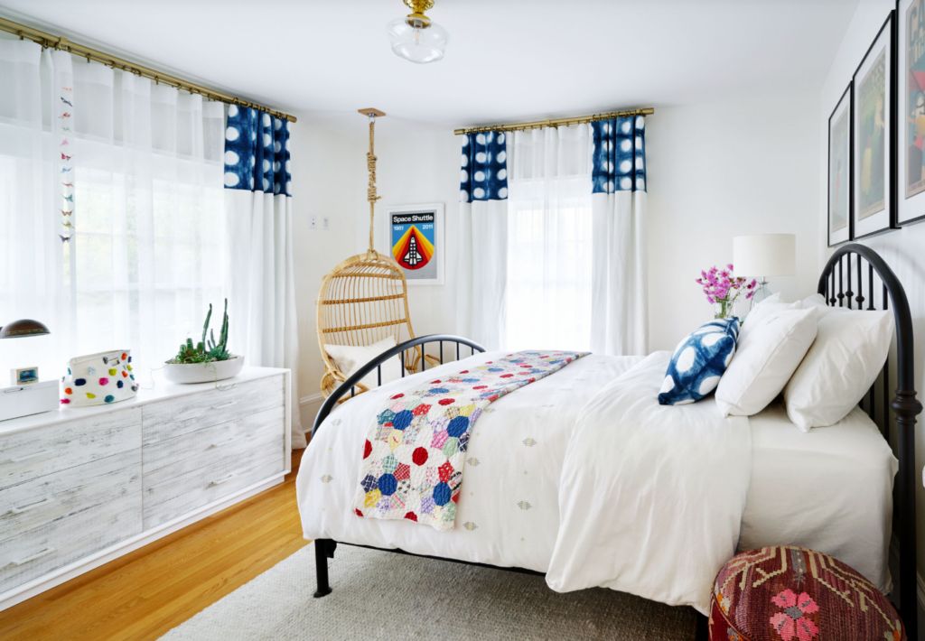 Top 20 Teen Girls Bedroom Curtains Ideas & Images for Teenager's Room