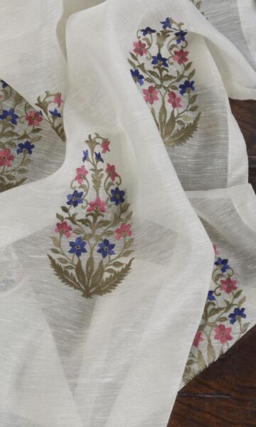 'Bradli' Fabric Swatch (Cream/ Pink/ Blue)