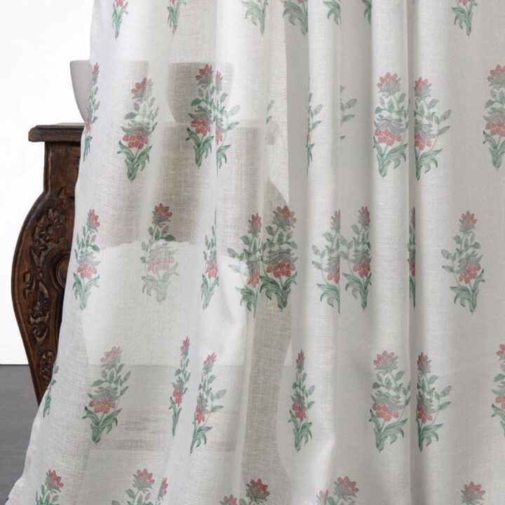 &#8216;Hakoba&#8217; Sheer Floral Curtains (White/ Red/ Green)