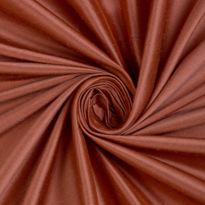 ‘Kumral’ Shantung Silk Made-to-Measure Curtains (Persian Red)