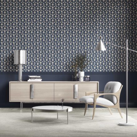 'Debo' Modern Floral Botanical Wallpaper (Navy Blue/ Beige) - Image 2