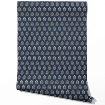 'Thundersnow' Vintage-Inspired Botanical Floral Block Print Wallpaper (Navy Blue/ Beige)
