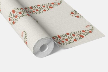 'Ramsen' Ethnic/ Vintage-Inspired Floral Paisley Wallpaper (Red/ Green/ Off-White) - Image 3