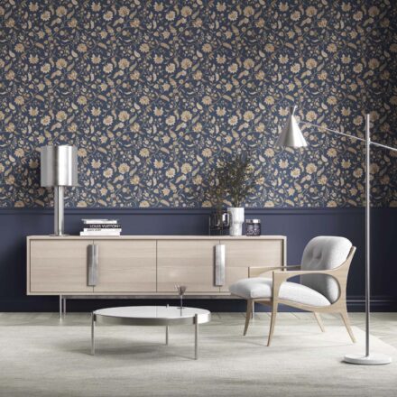 'Bear River' Floral/ Botanical Patterned Wallpaper (Navy Blue/ Beige) - Image 2