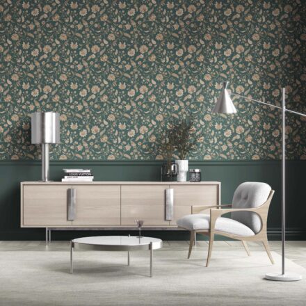 'Wavelike' Floral/ Botanical Patterned Wallpaper (Emerald Green/ Beige) - Image 2