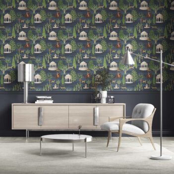 'Circe' Vintage Heritage/ Ethnic Chinoiserie Wallpaper (Navy Blue/ Green/ White/ Brown/ Red)