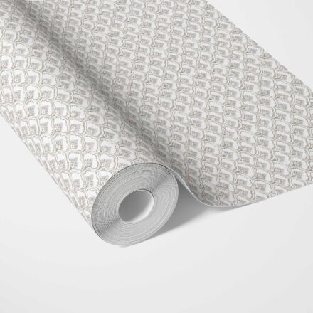 'Raccoon' Small-Scale Floral Lattice Wallpaper (Gray/ White)