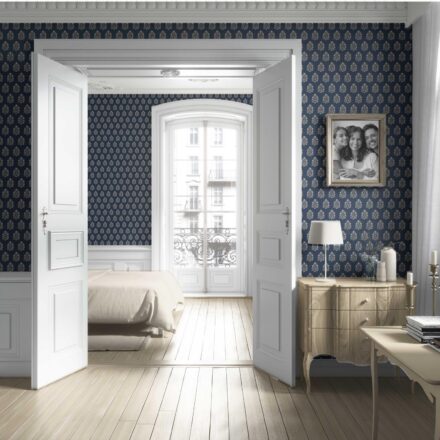 'Thundersnow' Vintage-Inspired Botanical Floral Block Print Wallpaper (Navy Blue/ Beige) - Image 4